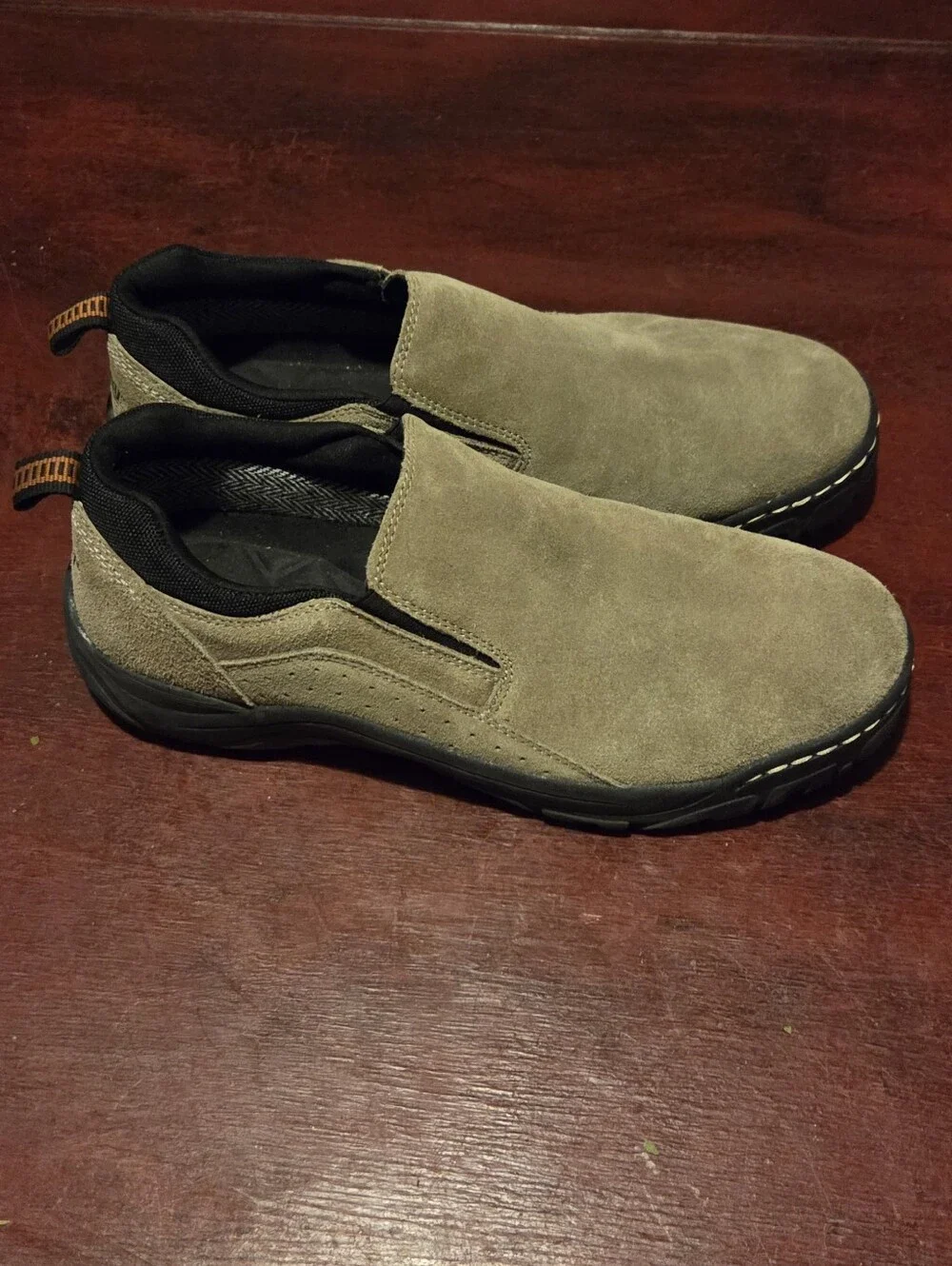 Khombu Men’s Slip-On Liam Memory Foam Shoes Tan Suede Size 10M